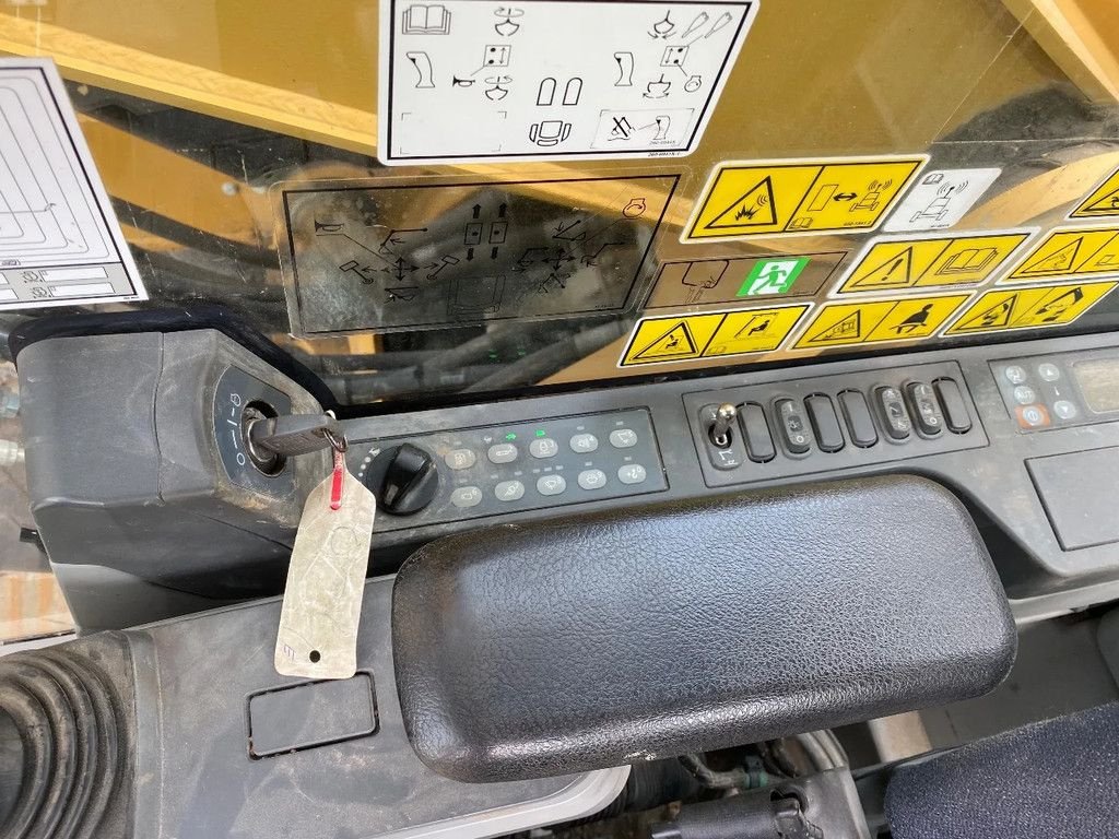 Kettenbagger des Typs Caterpillar 325F, Gebrauchtmaschine in Doetinchem (Bild 10)