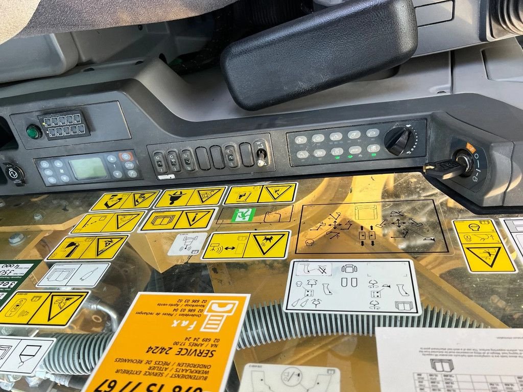 Kettenbagger του τύπου Caterpillar 330F Grade Control Low Hours, Gebrauchtmaschine σε Doetinchem (Φωτογραφία 9)