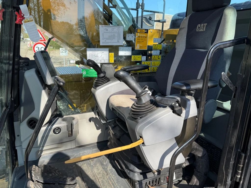 Kettenbagger typu Caterpillar 330F, Gebrauchtmaschine v Doetinchem (Obrázek 8)