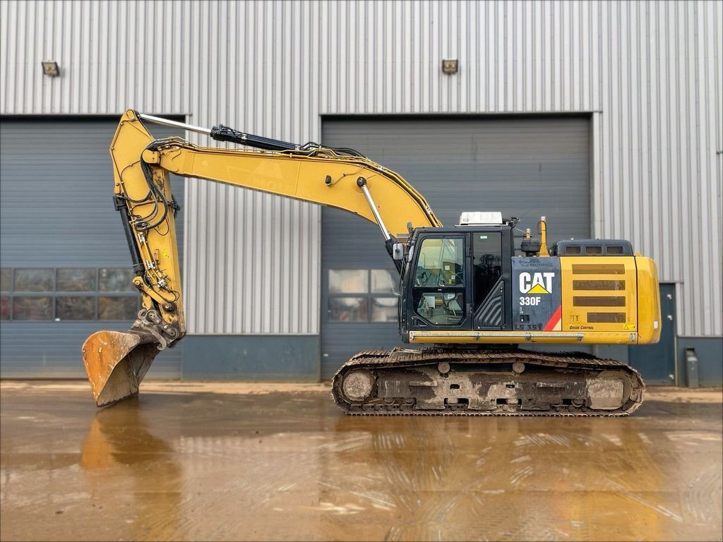 Kettenbagger des Typs Caterpillar 330FL, Gebrauchtmaschine in Velddriel (Bild 1)