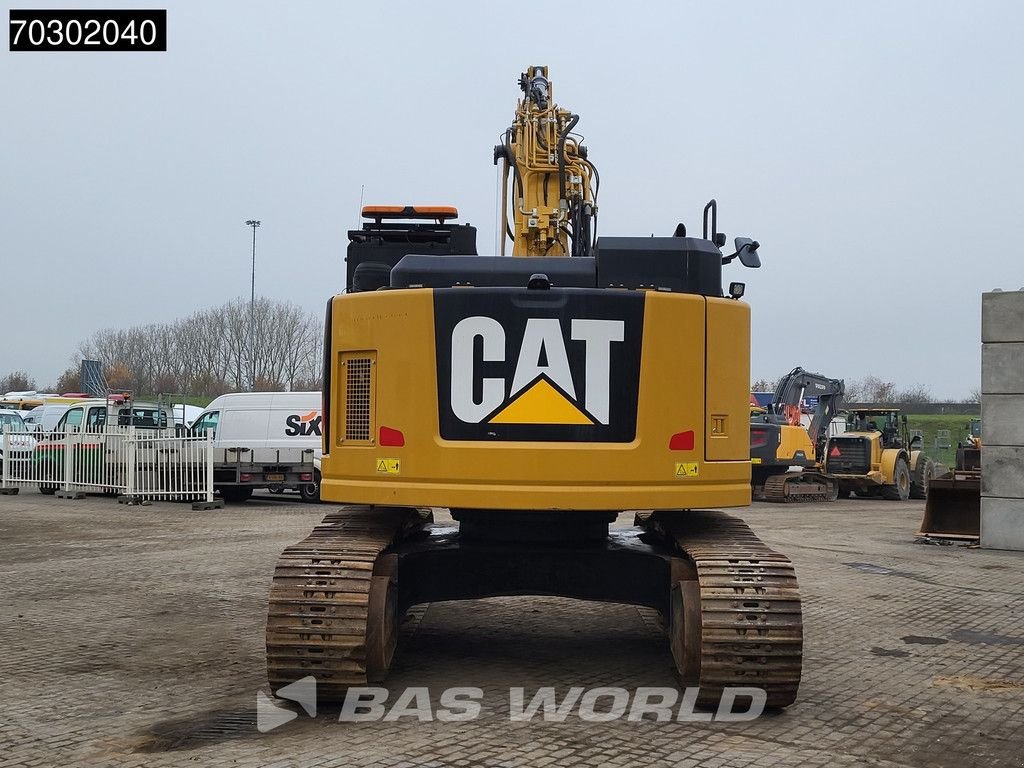 Kettenbagger des Typs Caterpillar 335 FL CR OilQuick - 3 Buckets, Gebrauchtmaschine in Veghel (Bild 8)