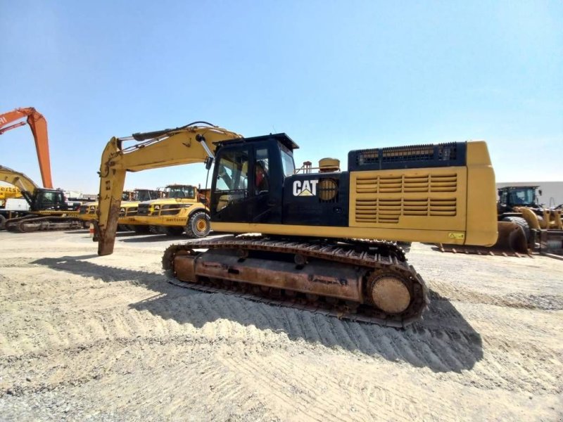 Kettenbagger des Typs Caterpillar 349 D2L (Abu Dhabi), Gebrauchtmaschine in Stabroek (Bild 1)