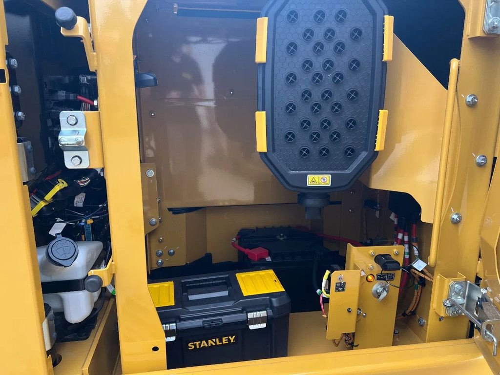 Kettenbagger a típus Caterpillar 350 Next Gen, Gebrauchtmaschine ekkor: Doetinchem (Kép 10)