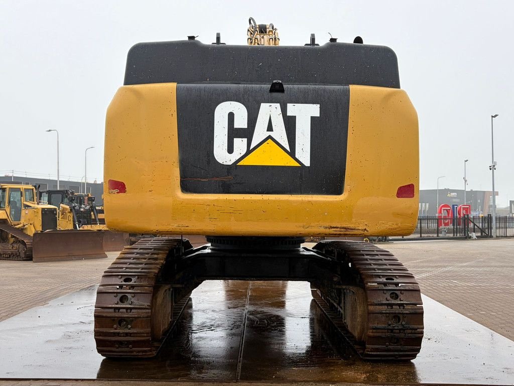 Kettenbagger типа Caterpillar 352F, Gebrauchtmaschine в Velddriel (Фотография 4)