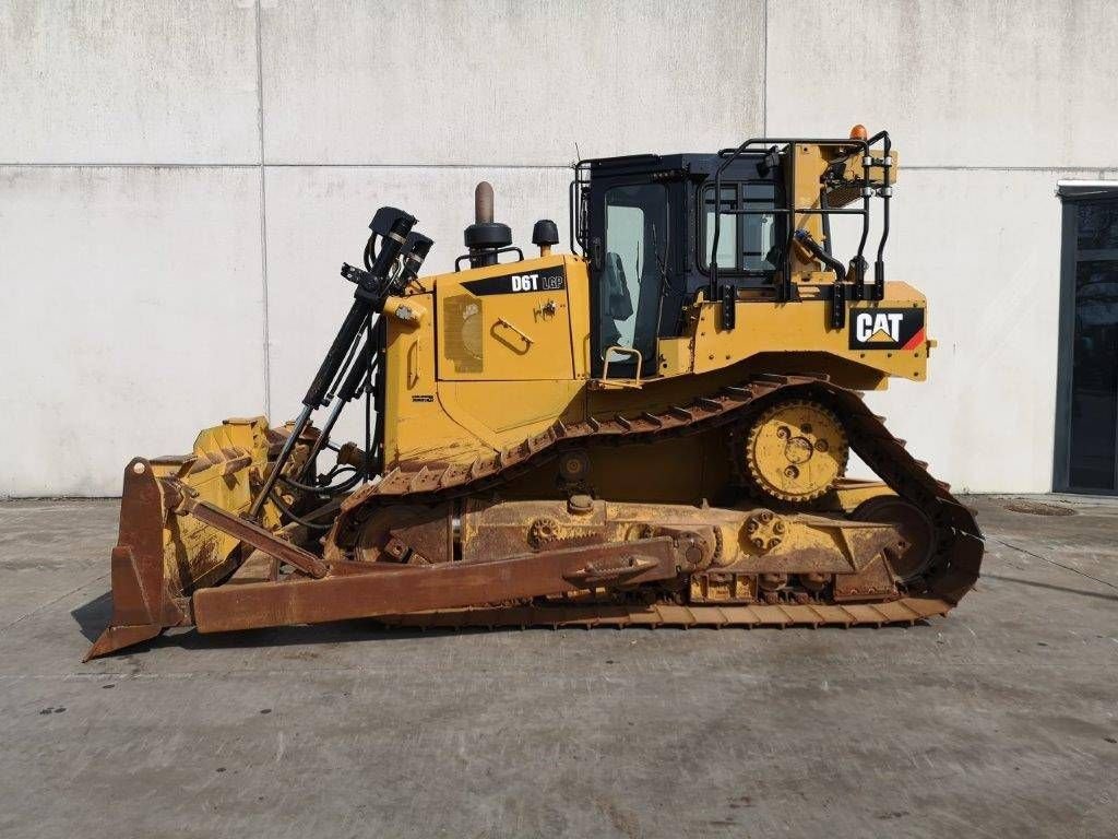 Kettenbagger za tip Caterpillar D6T LGP, Gebrauchtmaschine u Antwerpen (Slika 1)