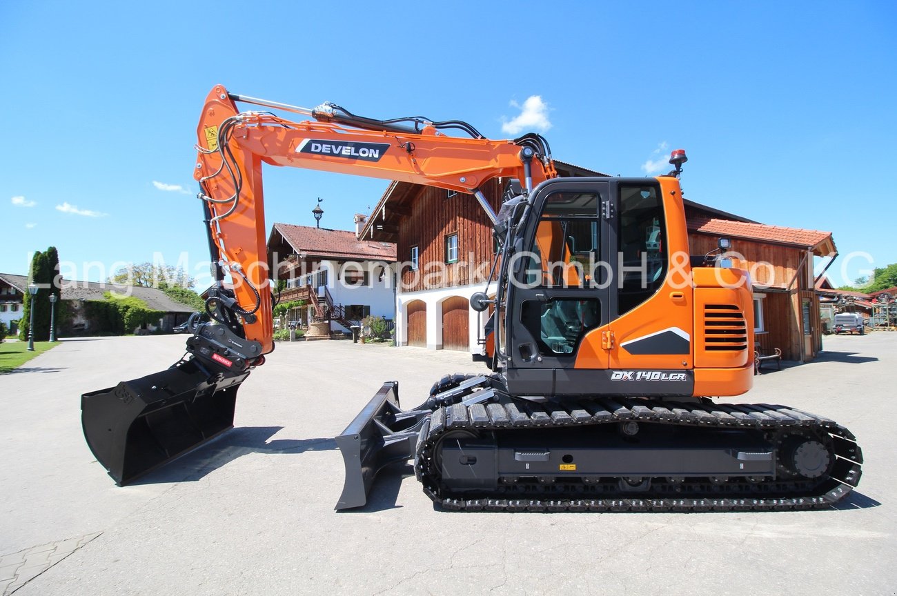 Kettenbagger от тип Develon DX 140 LCR-7, Neumaschine в Petting (Снимка 2)