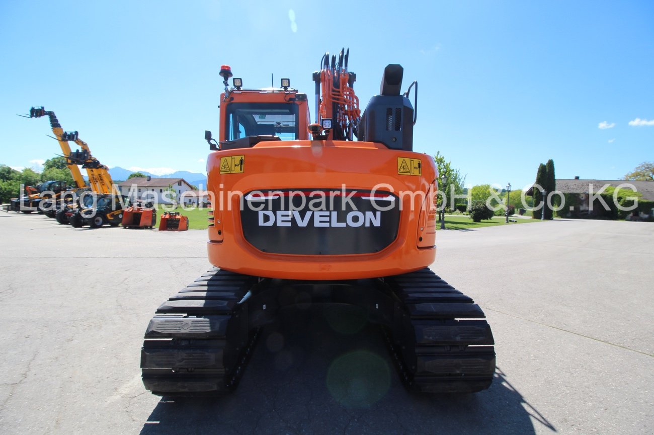 Kettenbagger от тип Develon DX 140 LCR-7, Neumaschine в Petting (Снимка 4)