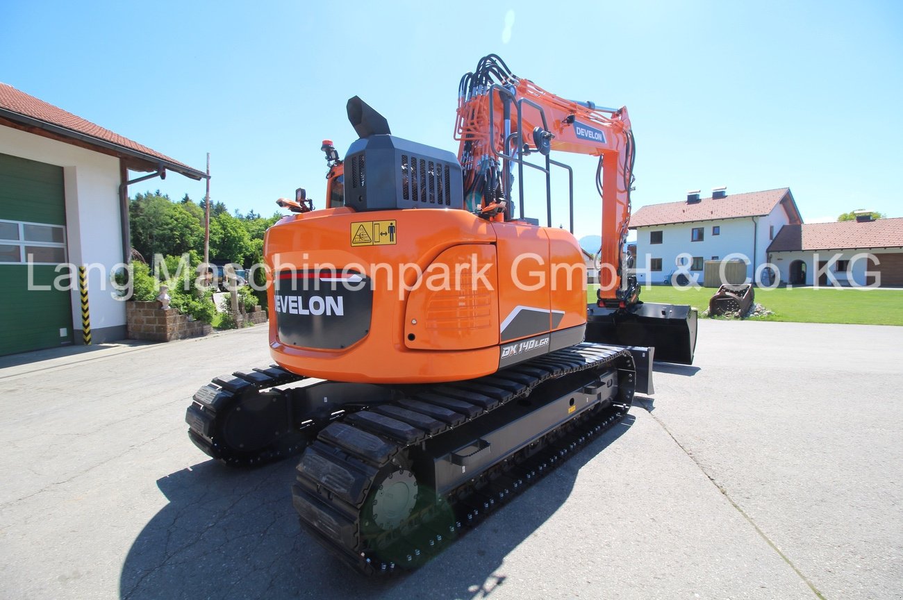 Kettenbagger от тип Develon DX 140 LCR-7, Neumaschine в Petting (Снимка 5)