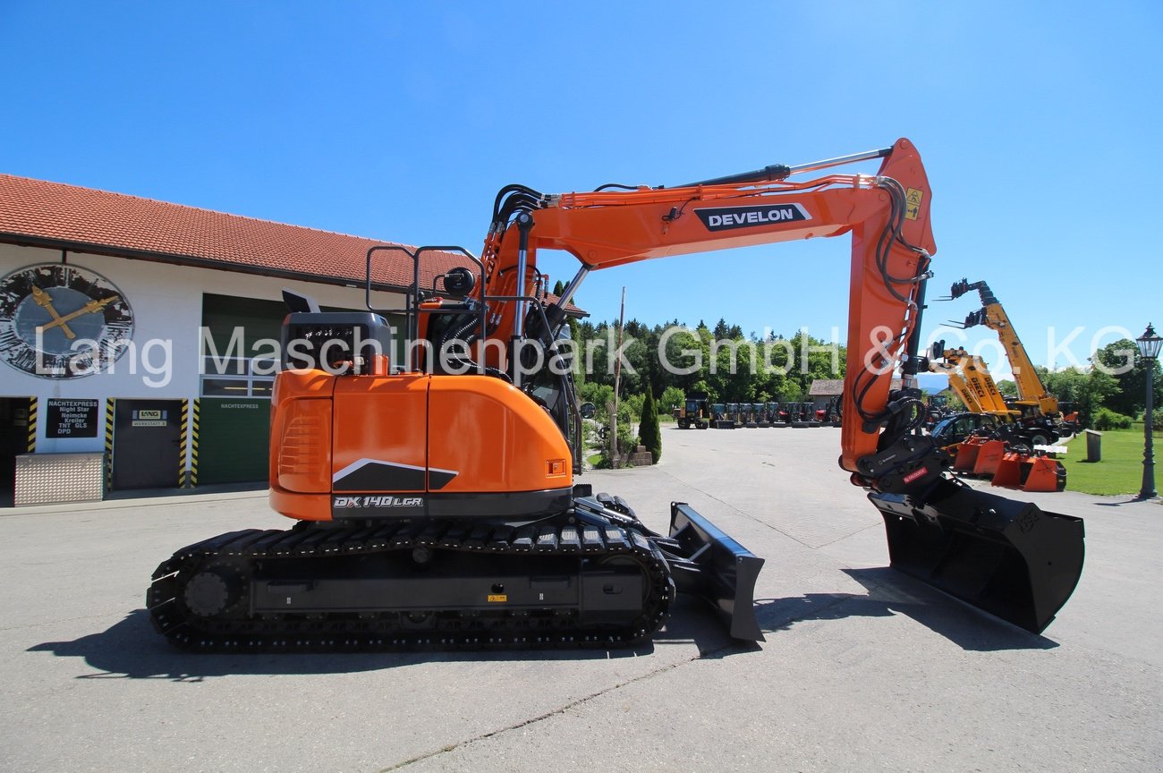 Kettenbagger от тип Develon DX 140 LCR-7, Neumaschine в Petting (Снимка 7)
