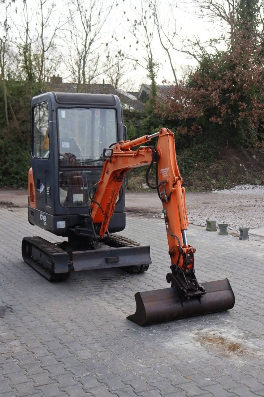 Kettenbagger za tip Doosan D18 VT, Gebrauchtmaschine u Antwerpen (Slika 8)