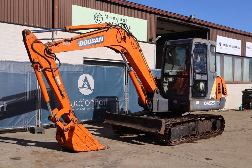 Kettenbagger типа Doosan DH55-V, Gebrauchtmaschine в Antwerpen (Фотография 9)