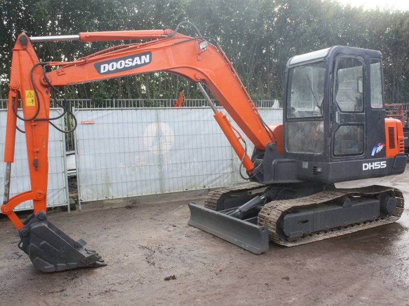 Kettenbagger от тип Doosan DH55-V, Gebrauchtmaschine в Antwerpen (Снимка 1)