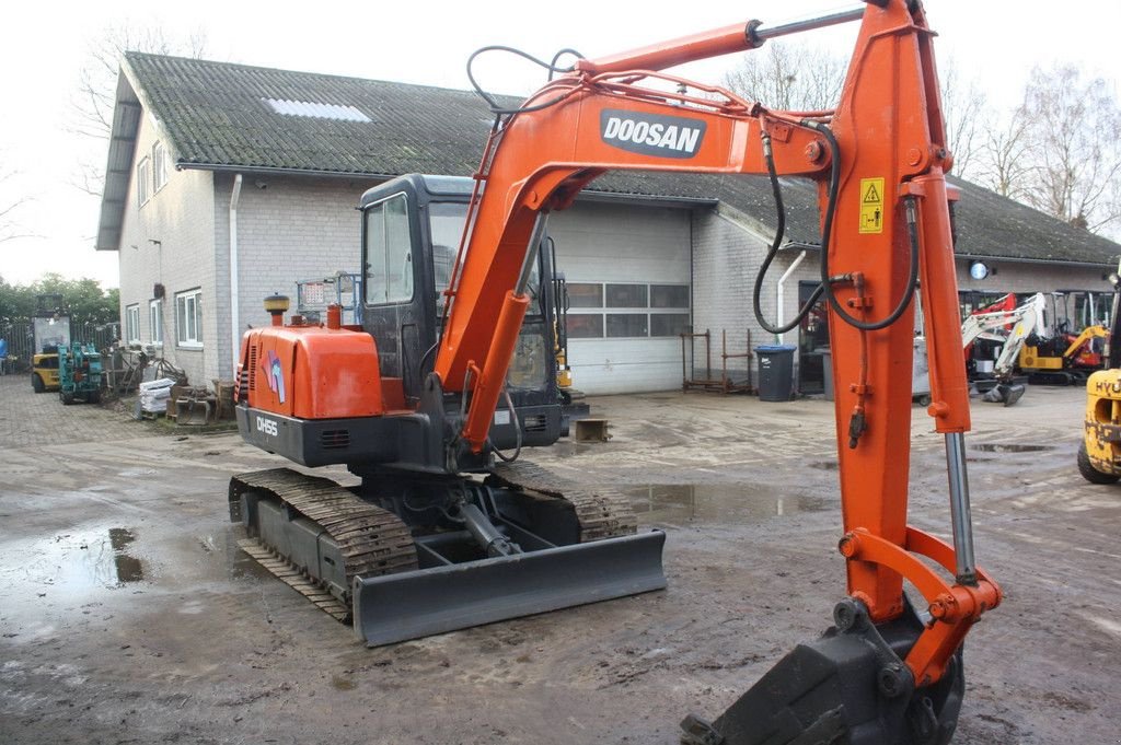 Kettenbagger des Typs Doosan DH55, Gebrauchtmaschine in Antwerpen (Bild 7)
