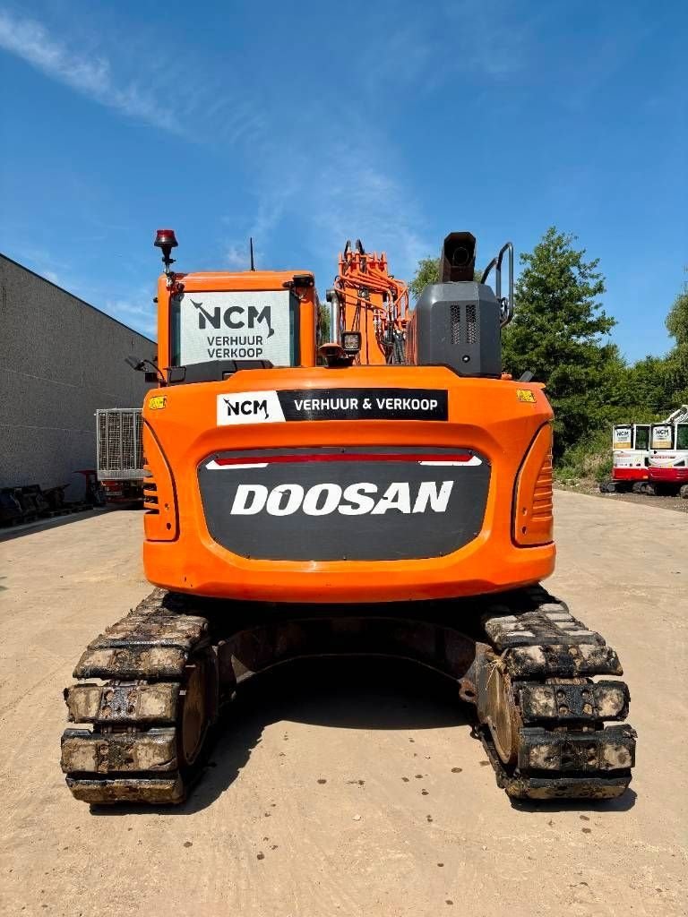 Kettenbagger typu Doosan DX 140 LCR-7, Gebrauchtmaschine v Booischot (Obrázek 4)