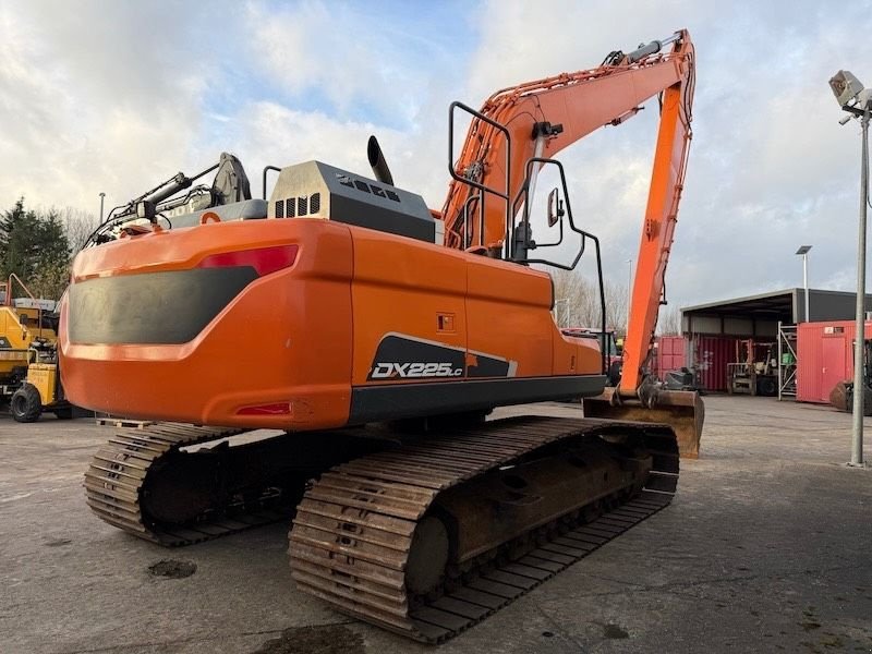 Kettenbagger типа Doosan DX 225 LC-5, Gebrauchtmaschine в Beveren-Waas Melsele (Фотография 3)