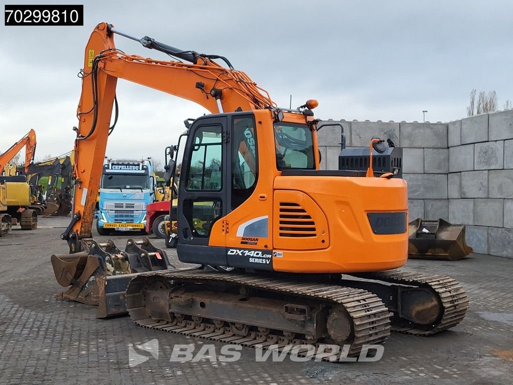Kettenbagger a típus Doosan DX140 LCR-5 BLADE - 3 BUCKETS, Gebrauchtmaschine ekkor: Veghel (Kép 2)