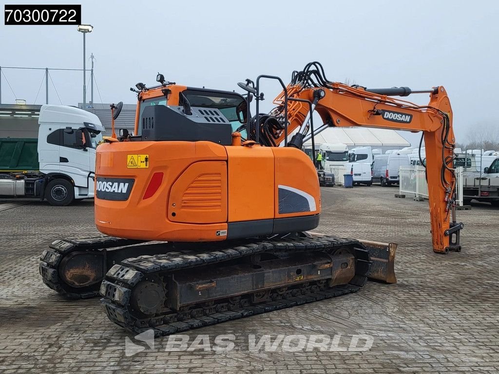 Kettenbagger des Typs Doosan DX140 LCR - 5, Gebrauchtmaschine in Veghel (Bild 5)