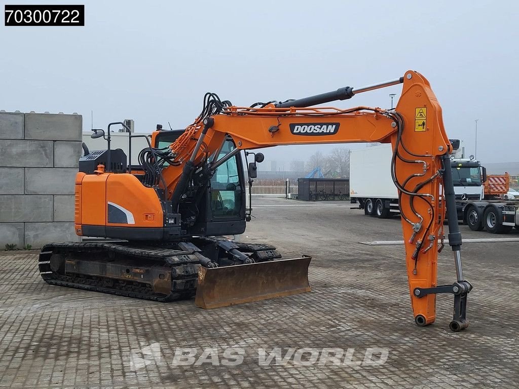 Kettenbagger des Typs Doosan DX140 LCR - 5, Gebrauchtmaschine in Veghel (Bild 3)