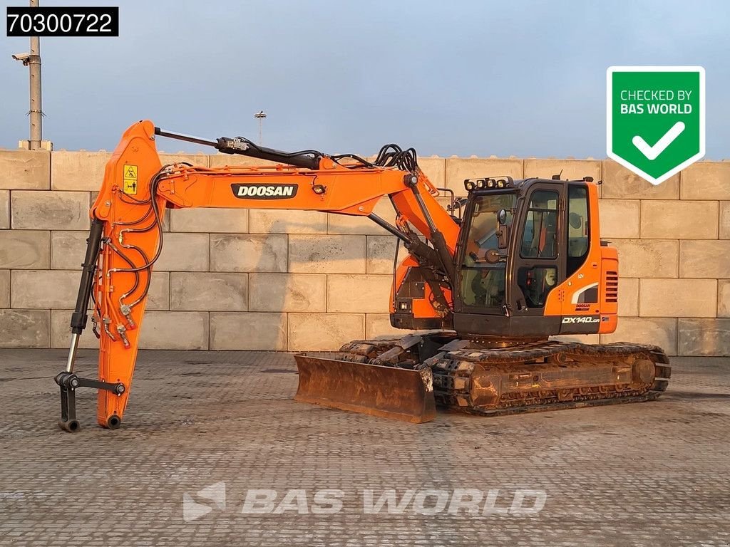 Kettenbagger des Typs Doosan DX140 LCR - 5, Gebrauchtmaschine in Veghel (Bild 1)