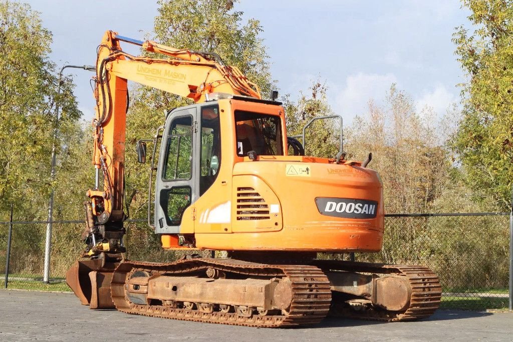Kettenbagger типа Doosan DX140LCR-3 DX 140 LCR-3 TILT ROTATOR BUCKET DOZERBLADE, Gebrauchtmaschine в Marknesse (Фотография 3)