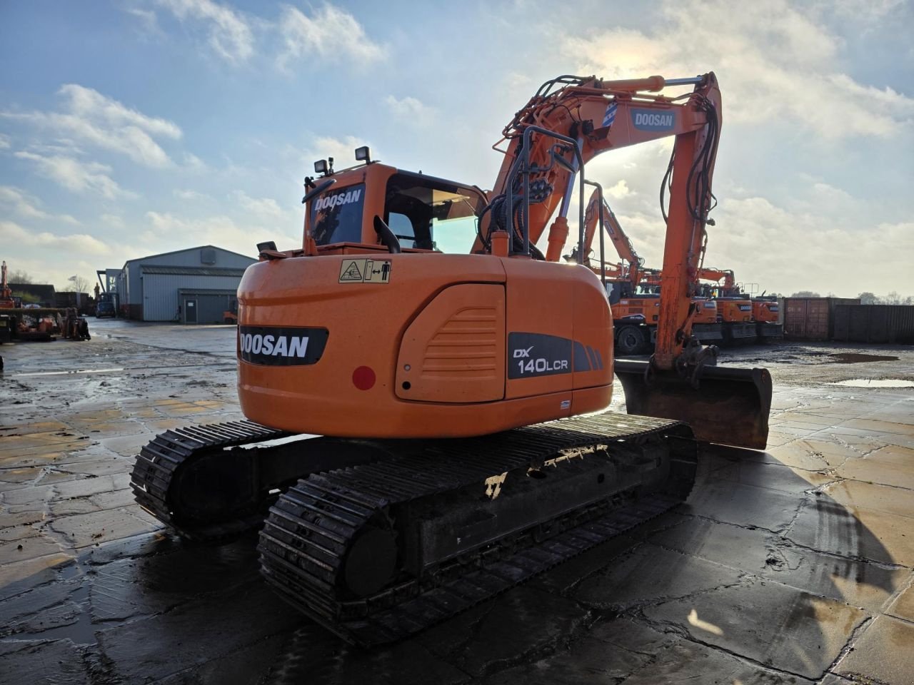 Kettenbagger типа Doosan DX140LCR-3, Gebrauchtmaschine в Arum (Фотография 3)