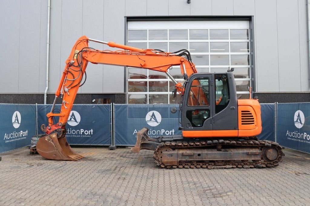 Kettenbagger typu Doosan DX140LCR, Gebrauchtmaschine v Antwerpen (Obrázek 2)