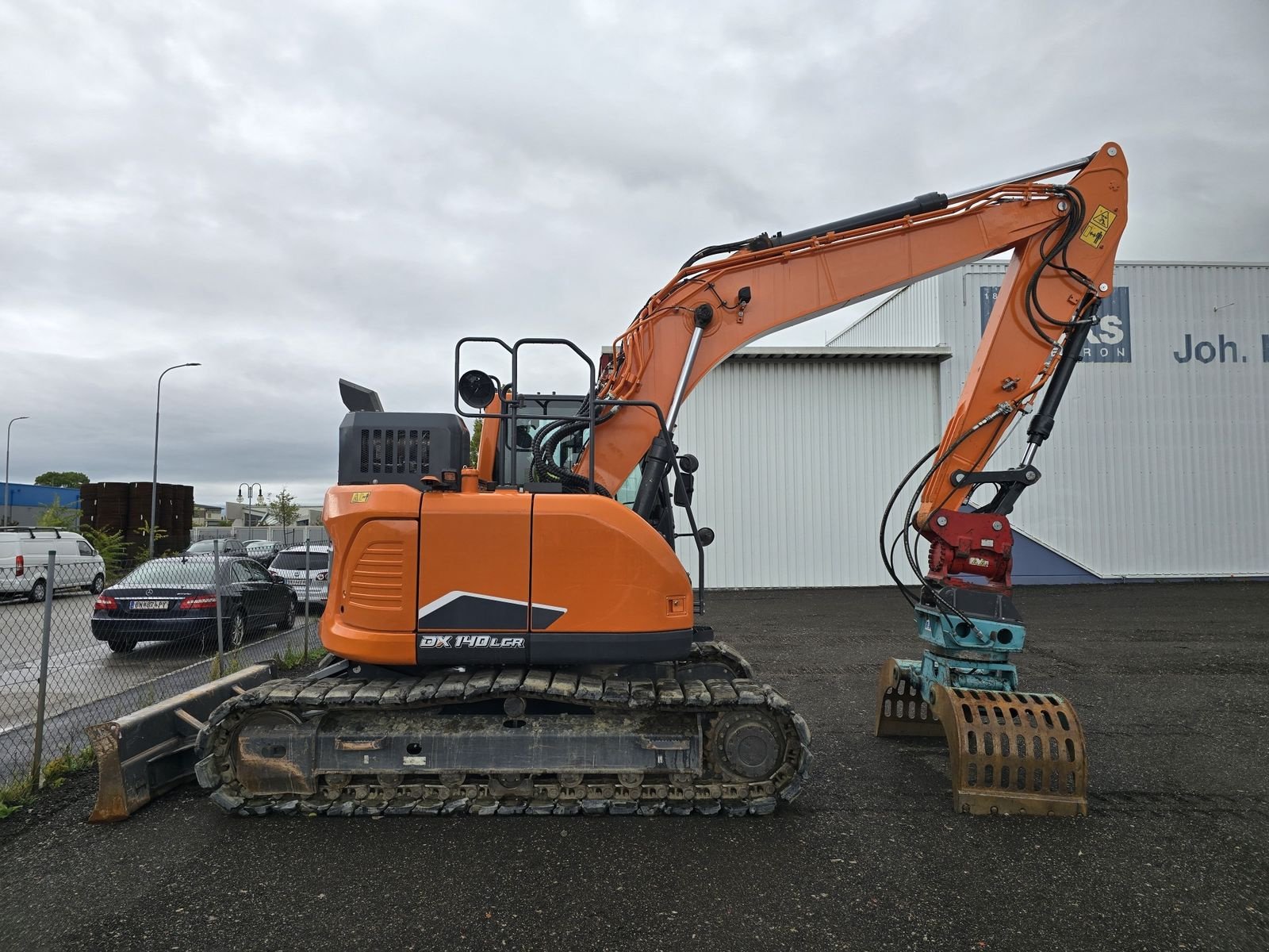 Kettenbagger типа Doosan DX140LCR, Gebrauchtmaschine в Gabersdorf (Фотография 3)