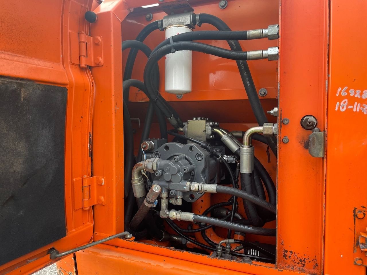 Kettenbagger des Typs Doosan DX160LC, Gebrauchtmaschine in Holten (Bild 9)