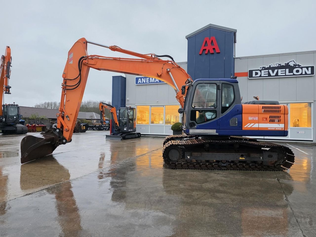 Kettenbagger типа Doosan DX180LC-3, Gebrauchtmaschine в Arum (Фотография 1)