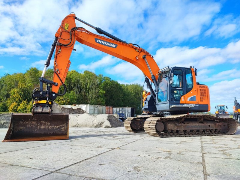 Kettenbagger du type Doosan DX235LCR-5, Gebrauchtmaschine en Arum (Photo 1)