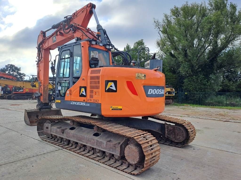 Kettenbagger Türe ait Doosan DX235LCR-5, Gebrauchtmaschine içinde Stabroek (resim 2)