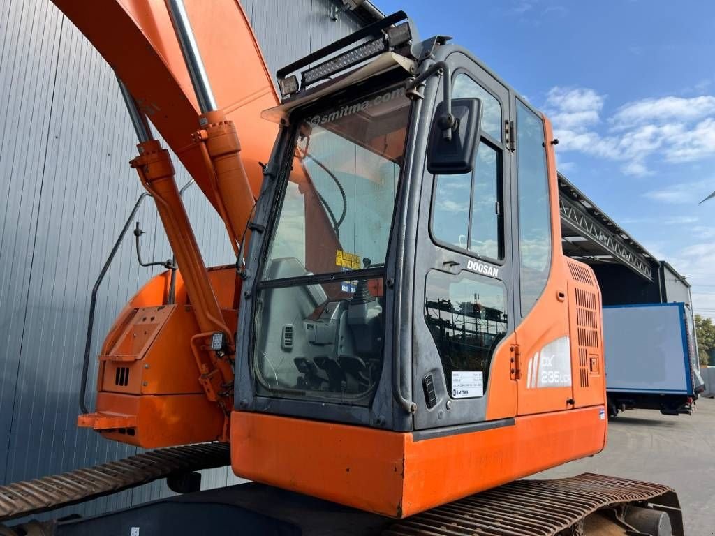Kettenbagger Türe ait Doosan DX235LCR, Gebrauchtmaschine içinde Venlo (resim 5)