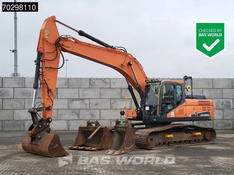Kettenbagger typu Doosan DX255 LC-5 3 BUCKETS, Gebrauchtmaschine v Veghel