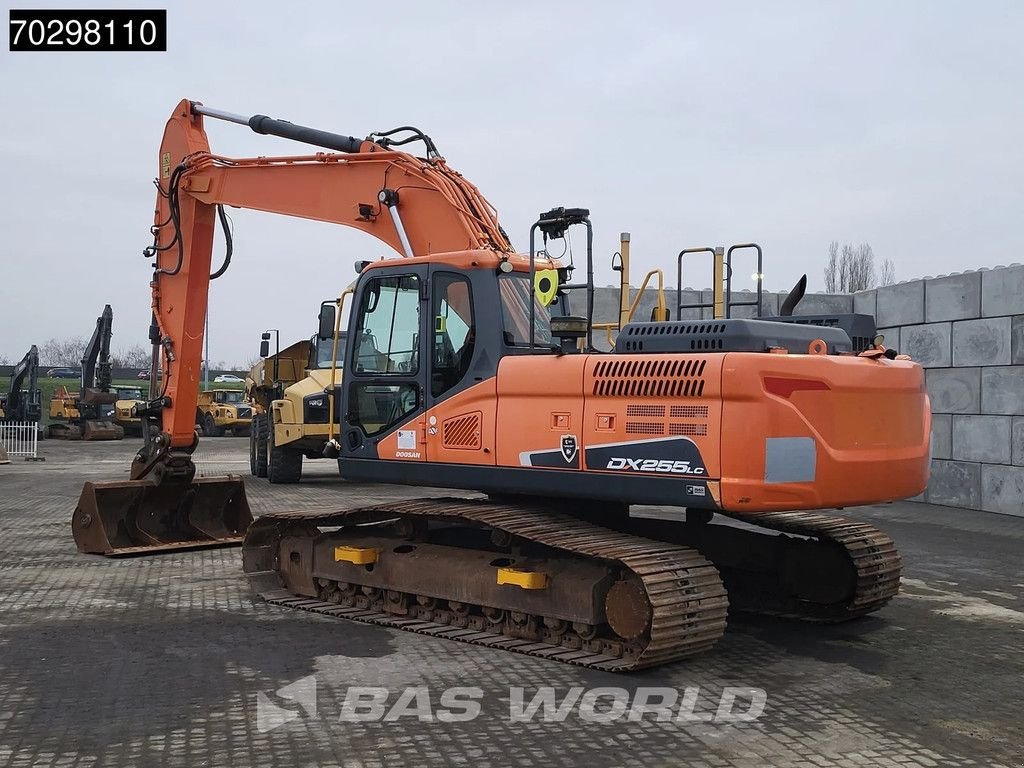 Kettenbagger typu Doosan DX255 LC-5 3 BUCKETS, Gebrauchtmaschine v Veghel (Obrázek 3)