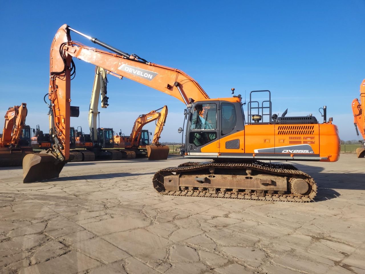 Kettenbagger typu Doosan DX255LC-5, Gebrauchtmaschine v Arum (Obrázek 1)