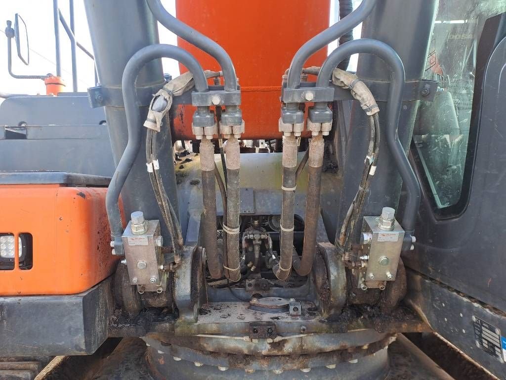 Kettenbagger typu Doosan DX340LC-5 (Full Topcon 3D GPS), Gebrauchtmaschine v Stabroek (Obrázek 11)