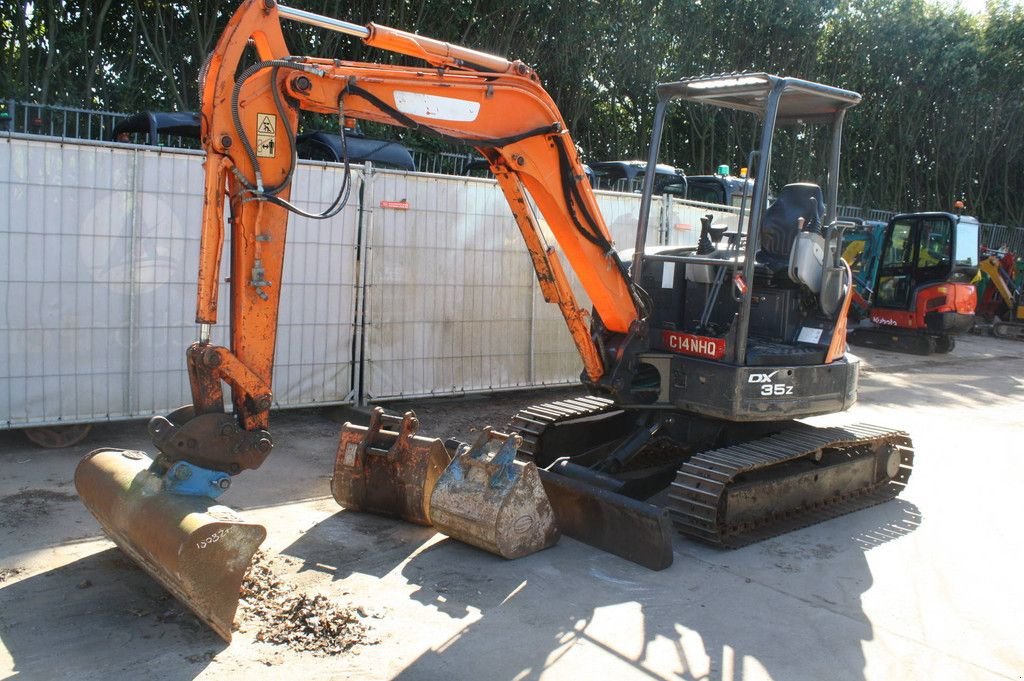 Kettenbagger typu Doosan DX357, Gebrauchtmaschine v Antwerpen (Obrázek 3)