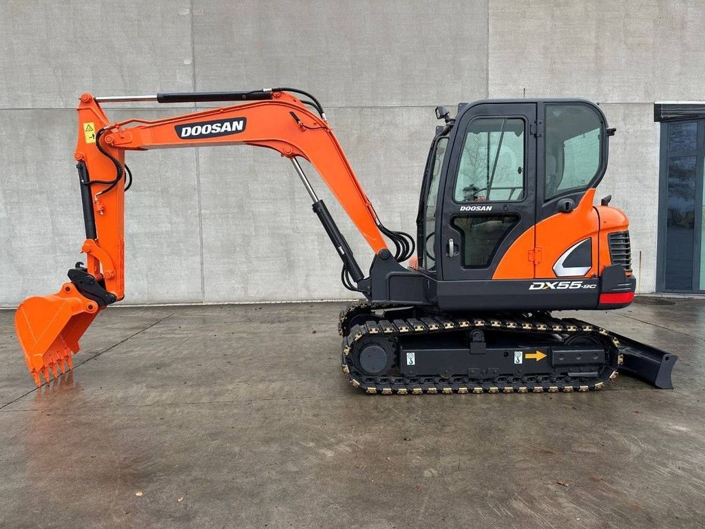 Kettenbagger des Typs Doosan DX55-9C, Gebrauchtmaschine in Antwerpen (Bild 8)