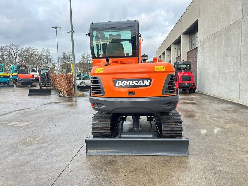 Kettenbagger tip Doosan DX55-9C, Gebrauchtmaschine in Antwerpen (Poză 5)