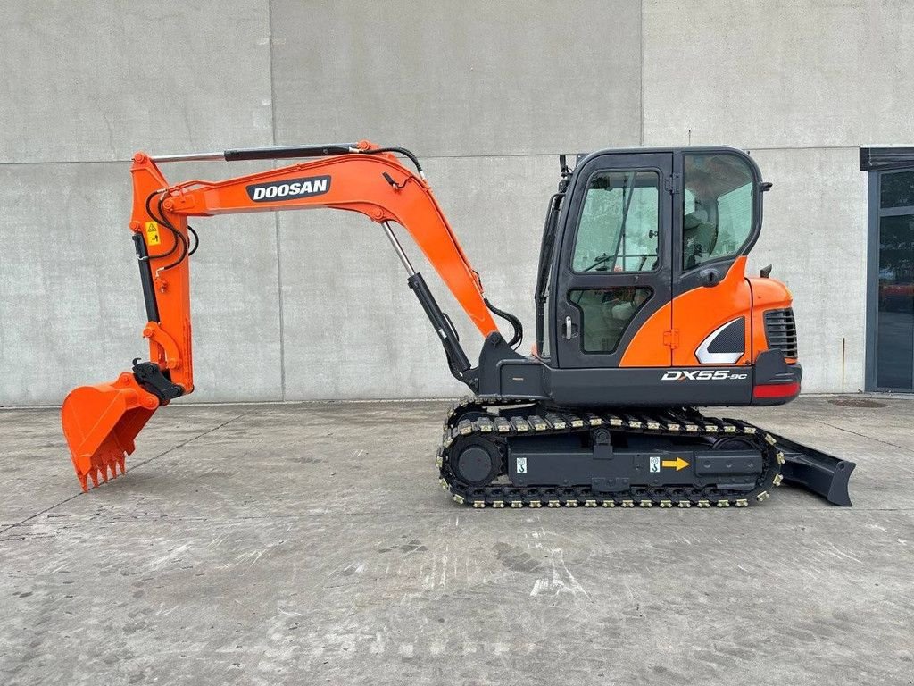 Kettenbagger типа Doosan DX55-9C, Gebrauchtmaschine в Antwerpen (Фотография 8)