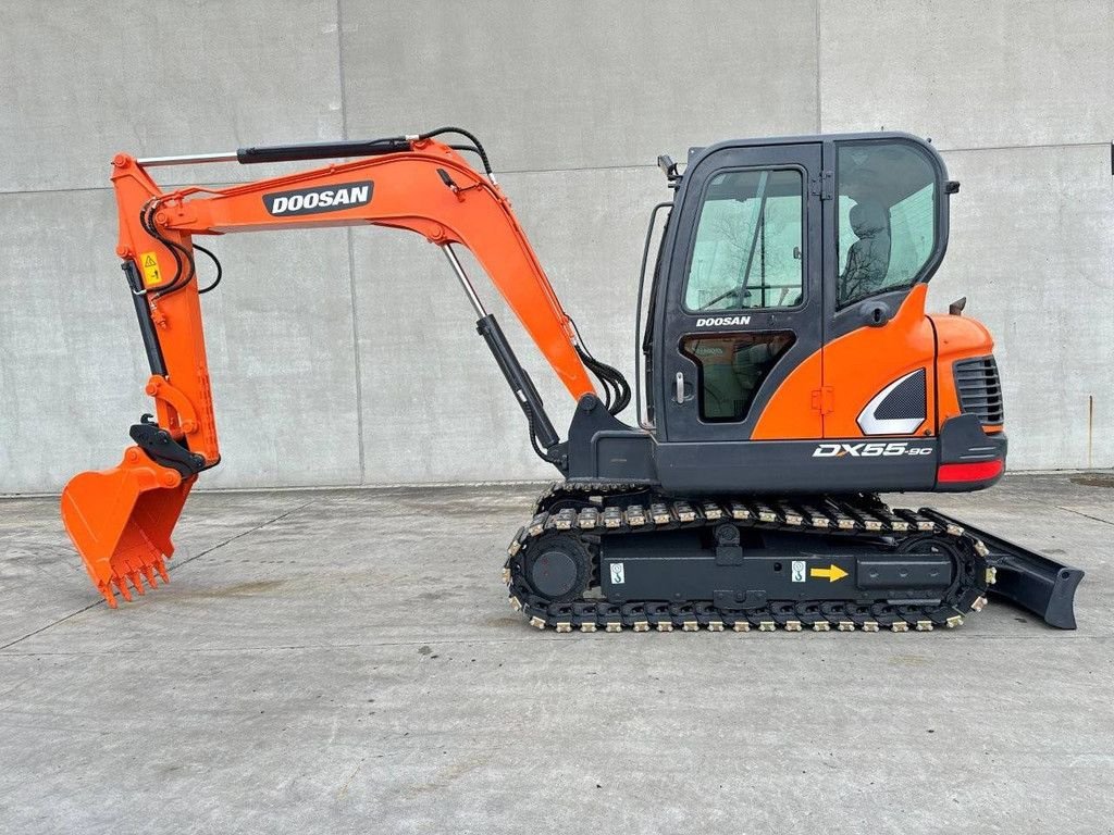 Kettenbagger типа Doosan DX55-9C, Gebrauchtmaschine в Antwerpen (Фотография 8)