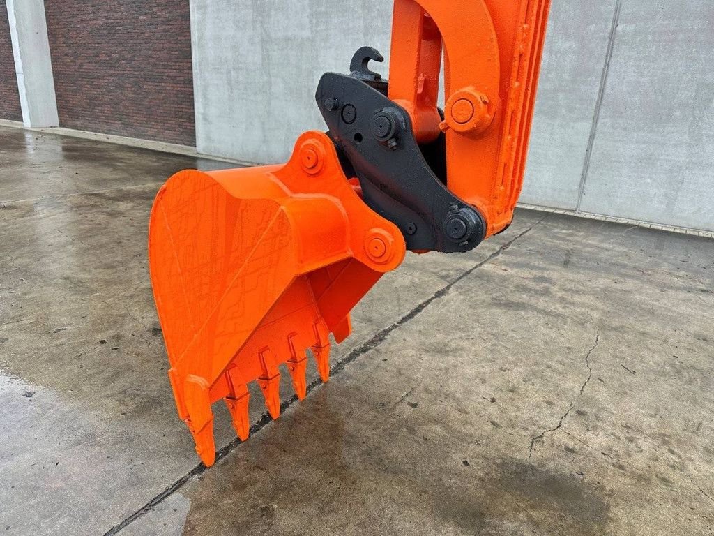 Kettenbagger от тип Doosan DX60-9C, Gebrauchtmaschine в Antwerpen (Снимка 9)