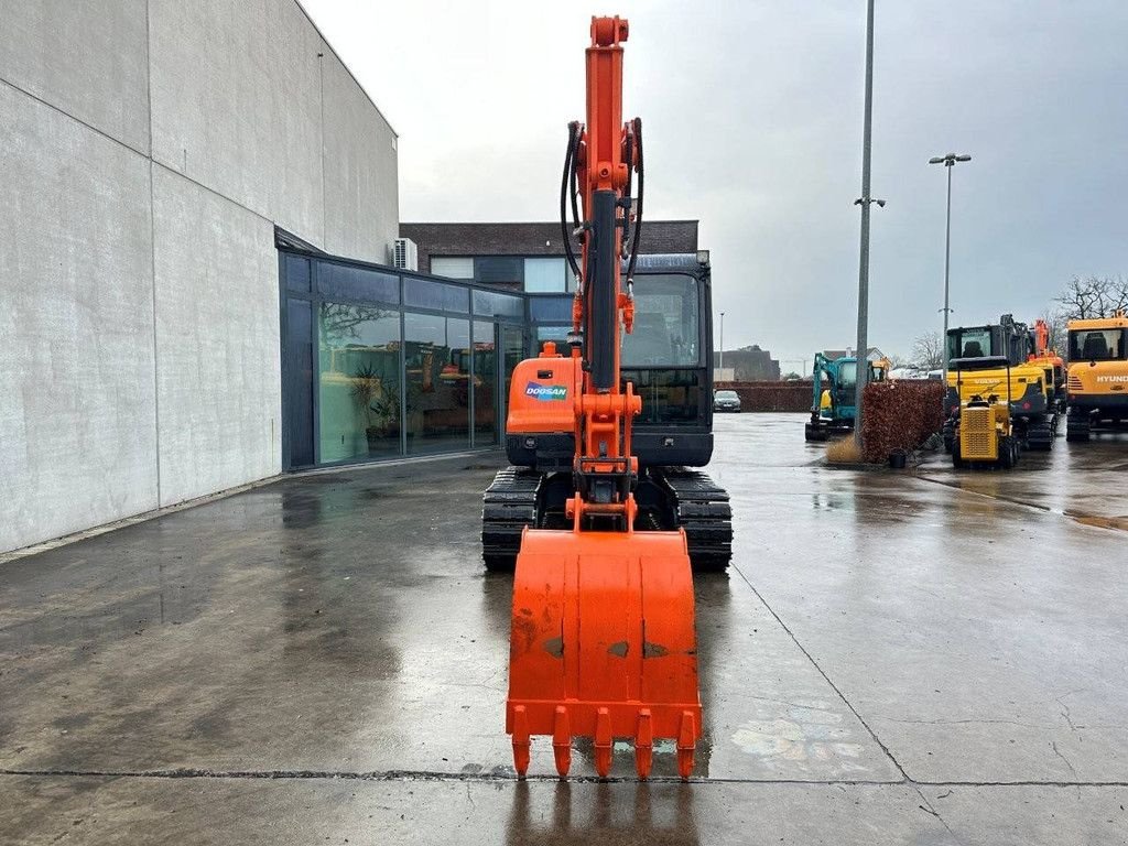 Kettenbagger от тип Doosan DX60-9C, Gebrauchtmaschine в Antwerpen (Снимка 2)