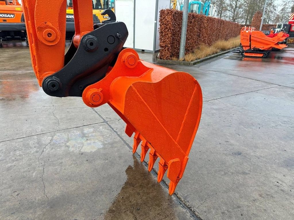 Kettenbagger от тип Doosan DX60-9C, Gebrauchtmaschine в Antwerpen (Снимка 11)