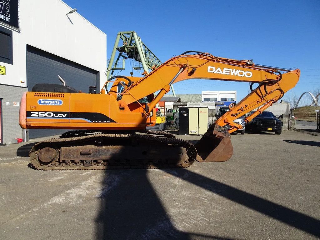 Kettenbagger typu Doosan SL250LC-V, Gebrauchtmaschine v Zutphen (Obrázek 4)