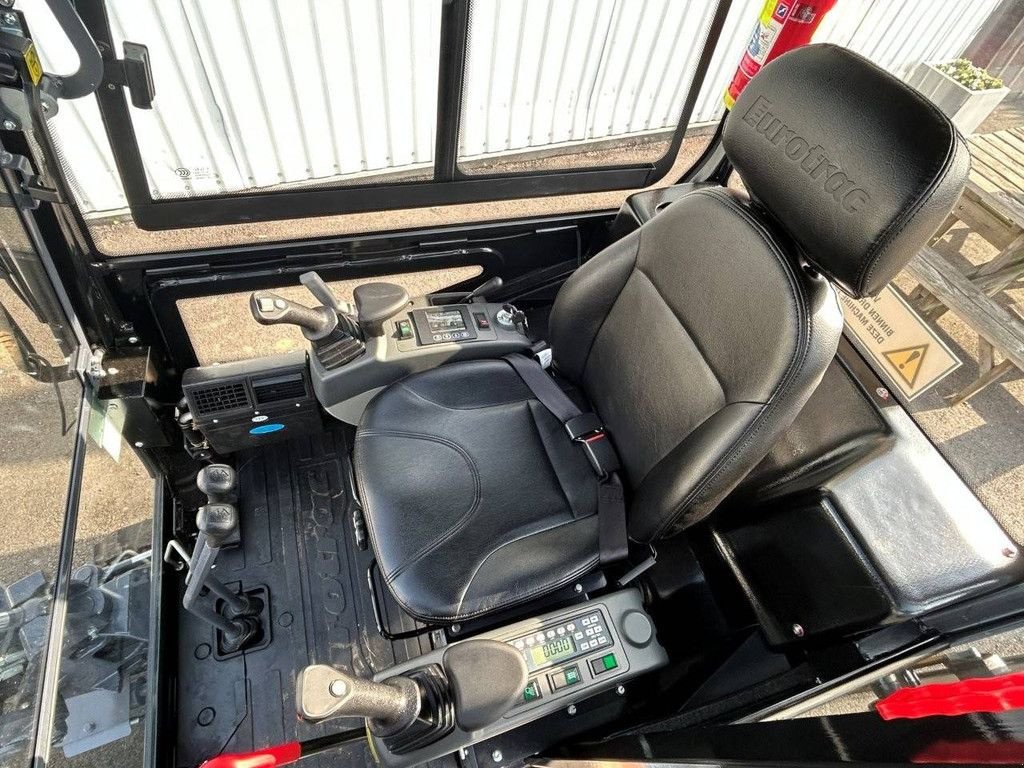 Kettenbagger des Typs Eurotrac HE18 C, Neumaschine in Antwerpen (Bild 9)