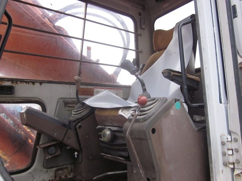 Kettenbagger des Typs Fiat Hitachi FH 200, Gebrauchtmaschine in BRIGNAIS (Bild 8)