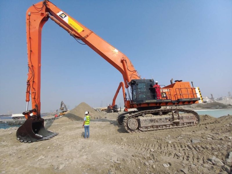 Kettenbagger типа Hitachi EX 1200-6 Longreach 28m (Abu Dhabi), Gebrauchtmaschine в Stabroek (Фотография 1)