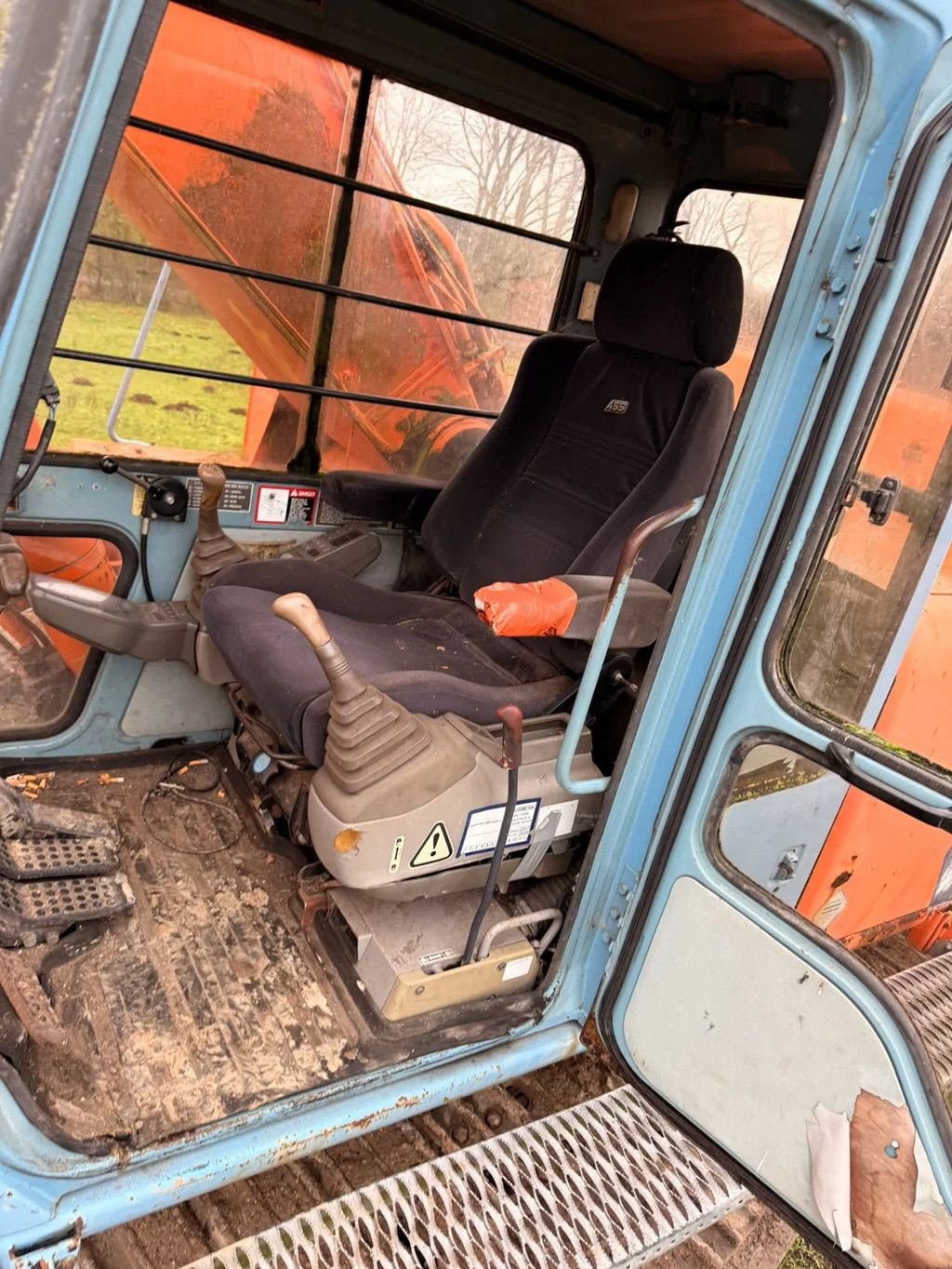 Kettenbagger typu Hitachi EX300-3, Gebrauchtmaschine v Kootwijkerbroek (Obrázek 4)