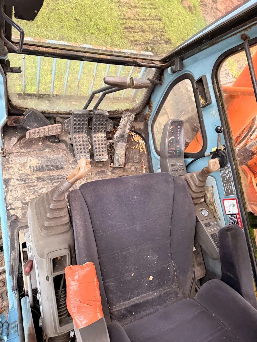 Kettenbagger typu Hitachi EX300-3, Gebrauchtmaschine v Kootwijkerbroek (Obrázek 6)